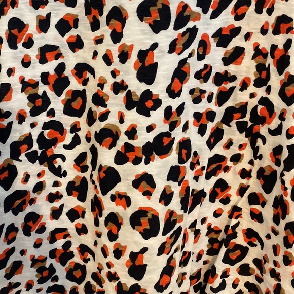 2 Loft tops - Picture 7 of 9